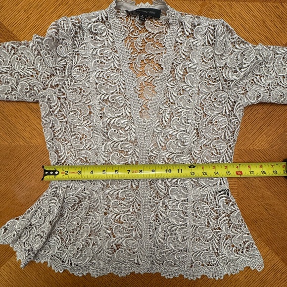 Carmen Marc Valvo Silver Lace Evening Jacket Size 6 - Picture 7 of 8